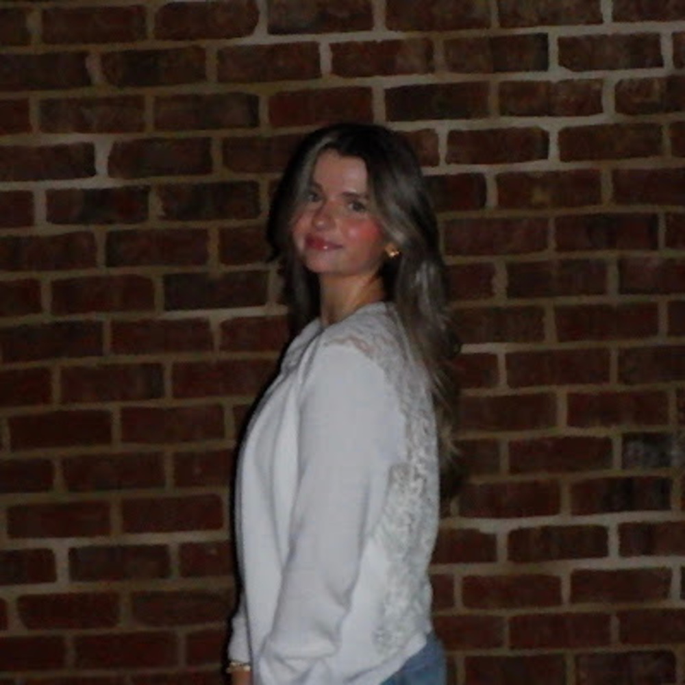 Meet your Posher, Isabella